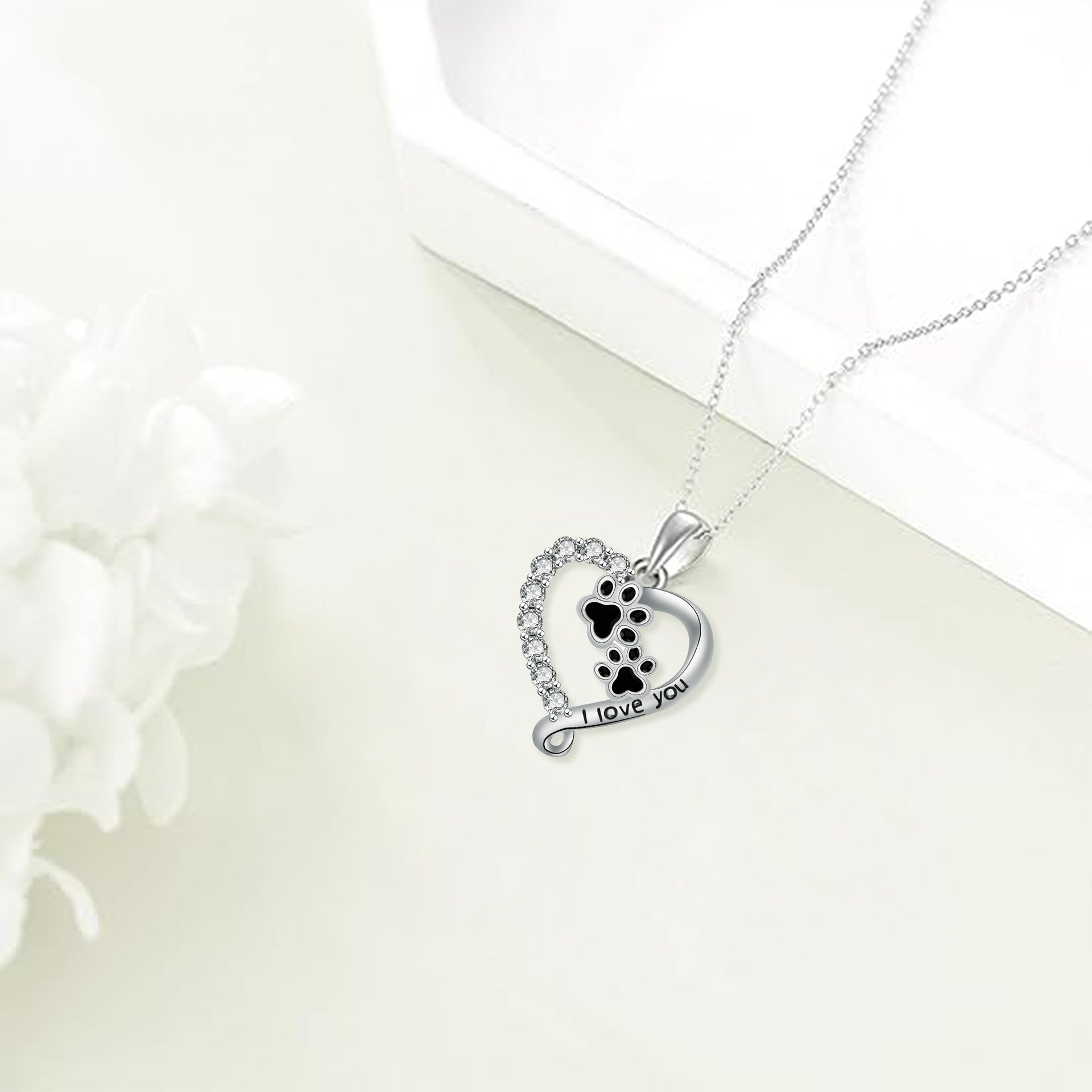 Heart-shaped Pendant Paw Necklace VIP